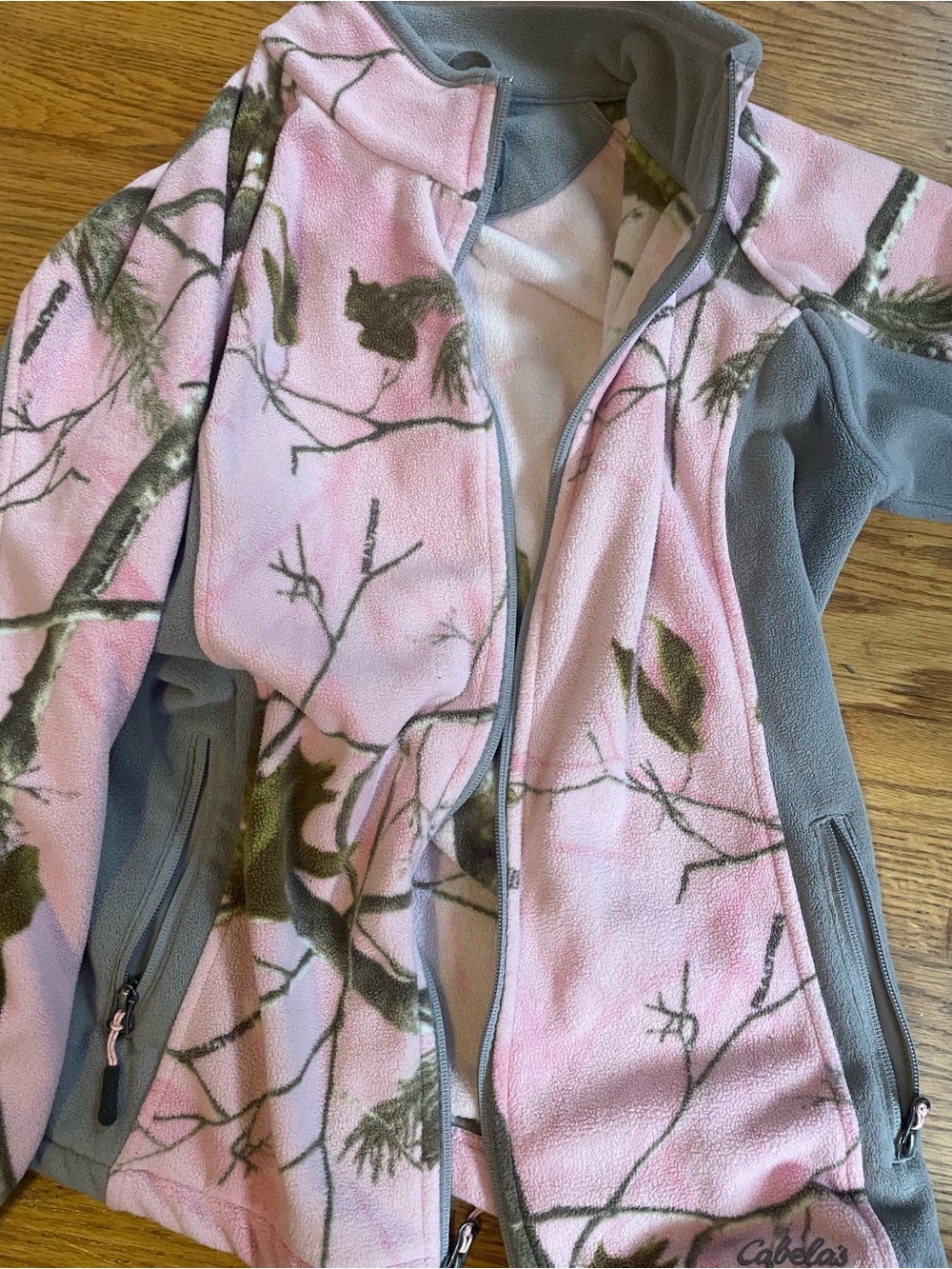 Cabelas pink camo